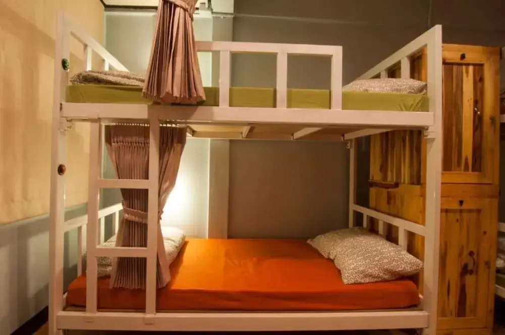 Бангкок: Eat - Ting Cafe and Hostel