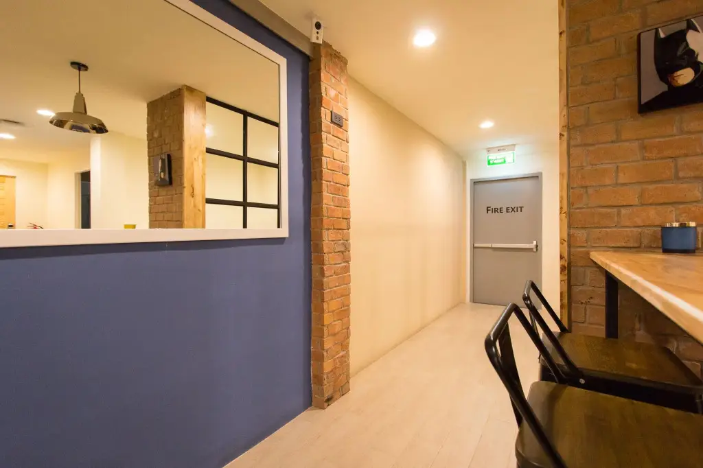 Бангкок: Lazy Sunday Hostel
