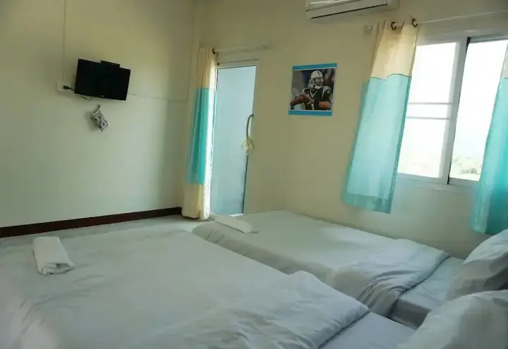 Бан-Пао: Phrao Place