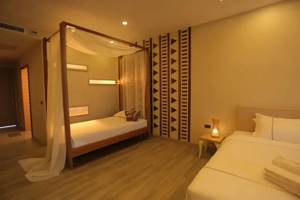Ратчабури: Navela Hotel & Banquet