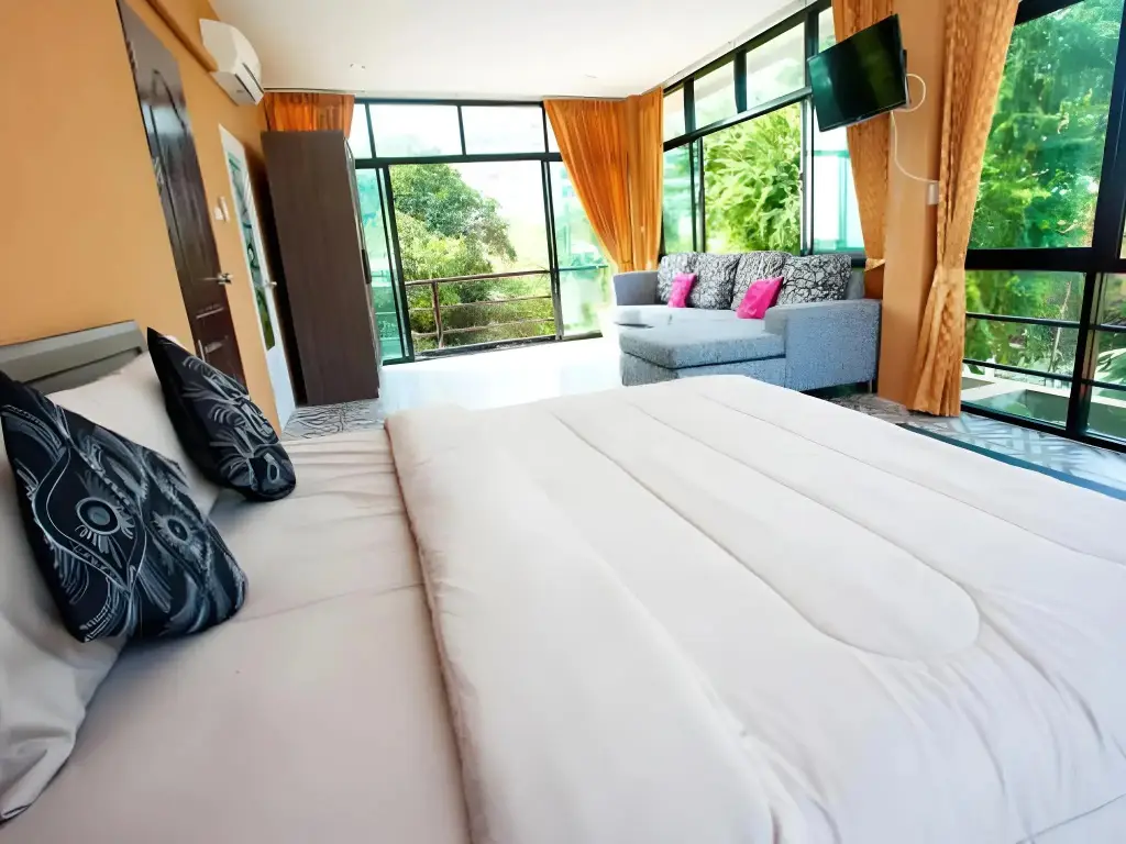 Чаам: Sea Breeze Guest House