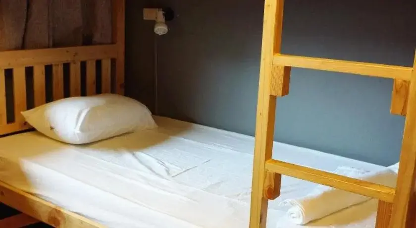 Бангкок: IDeer Hostel