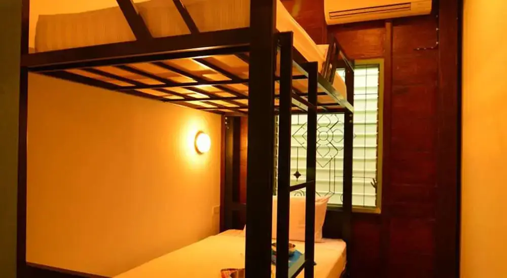 Бангкок: La Moon Hostel