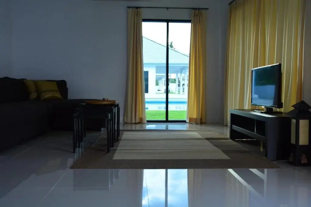 Тхап Сакае: Mango Beach Resort Thailand