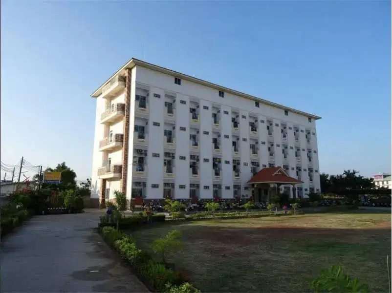 Ruaengrit Palace — фото 1