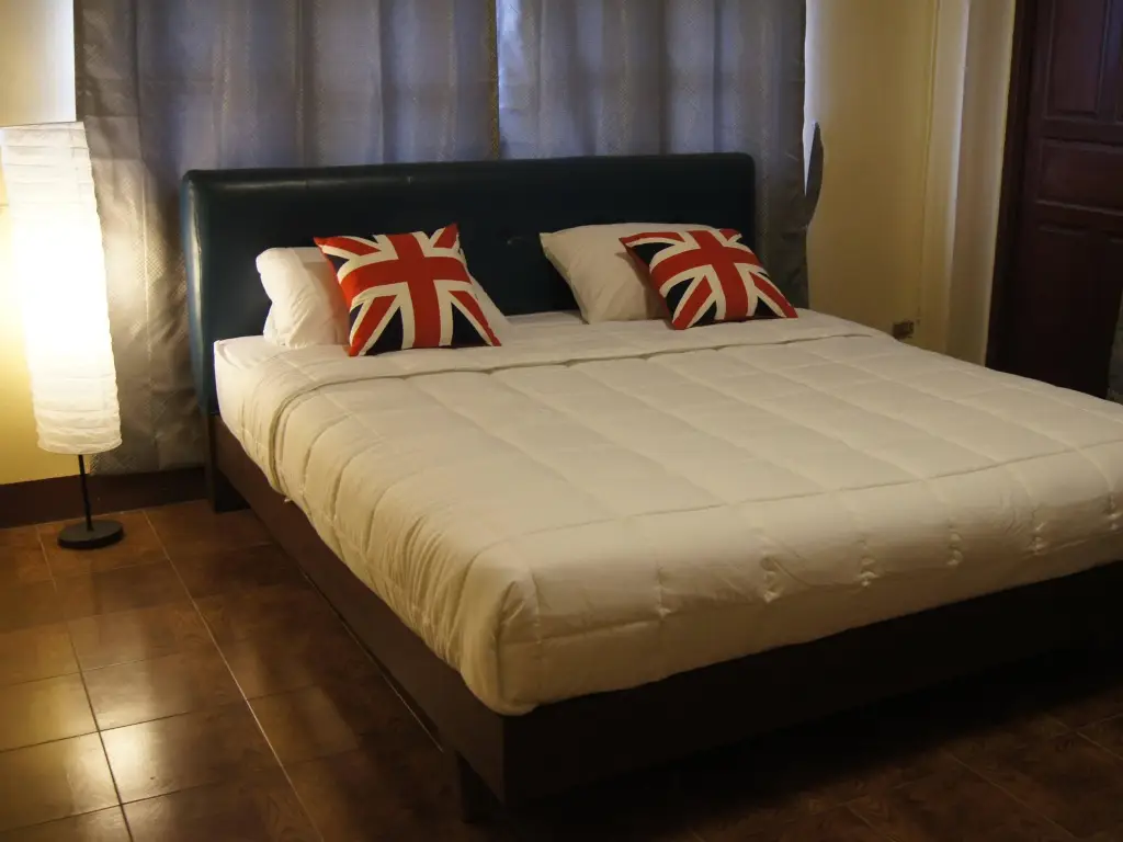 Бангкок: The Room Hostel