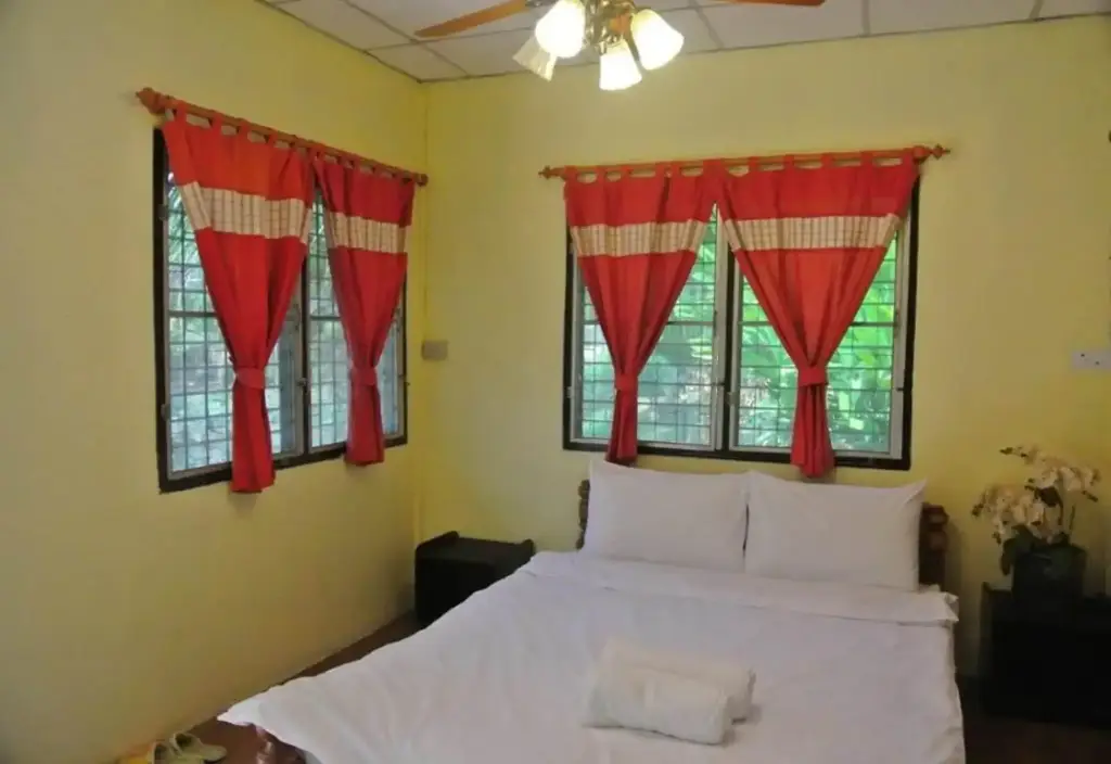 Кхонкэн: Himawari Restaurant & Cottage
