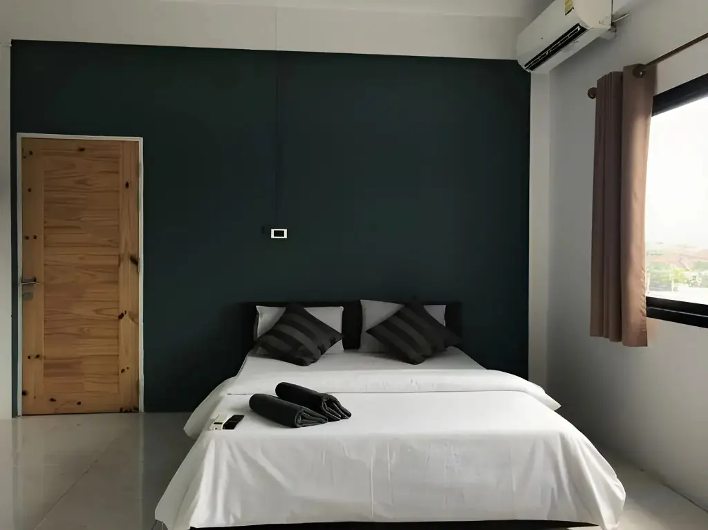 Накхонситхаммарат: The Color Express Hotel
