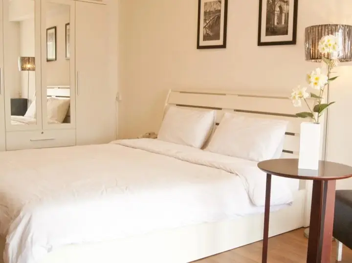Бангкок: Good Houses Apartment