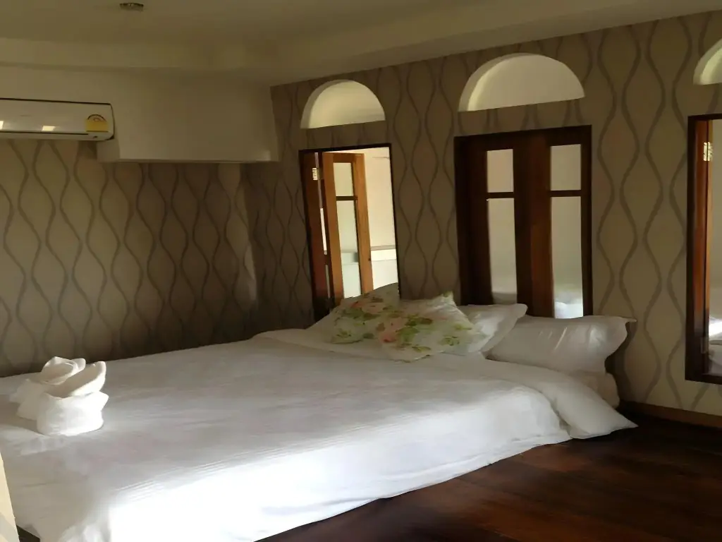 Ампхава: At Casa Guesthouse Amphawa