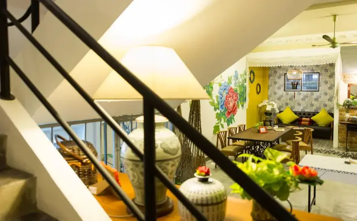 Муанг: The Neighbors Hostel - Adults Only