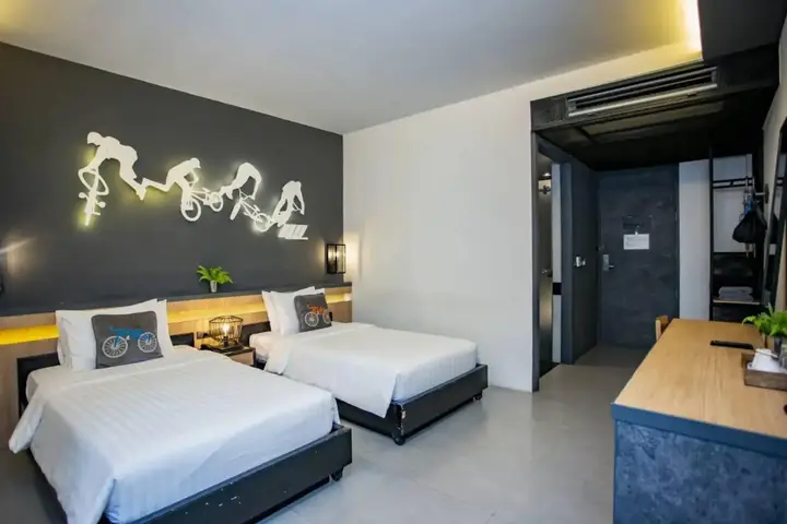 Араньяпратхет: The VELO'S hotel and BMX Pump Track