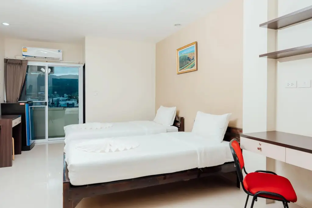 Хатъяй: Corner One Residence
