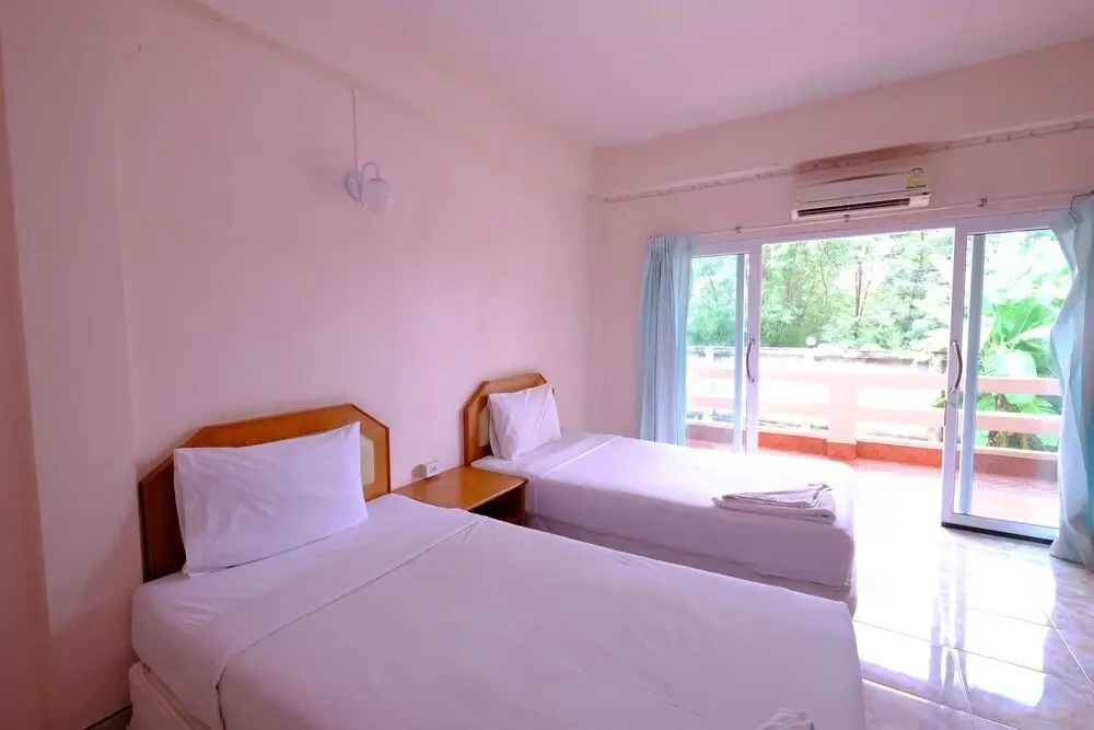 Саванг-Даен-Дин: Chomdao Hotel & Resort