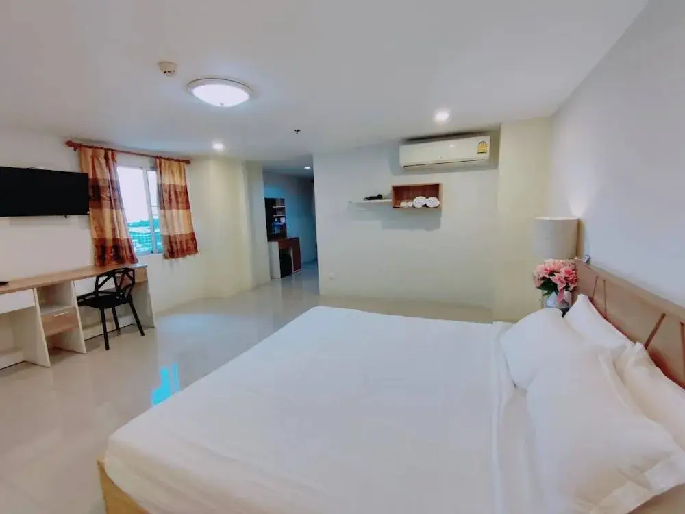 Банг-Сао-Тхонг: Chai Hotel Bangbo