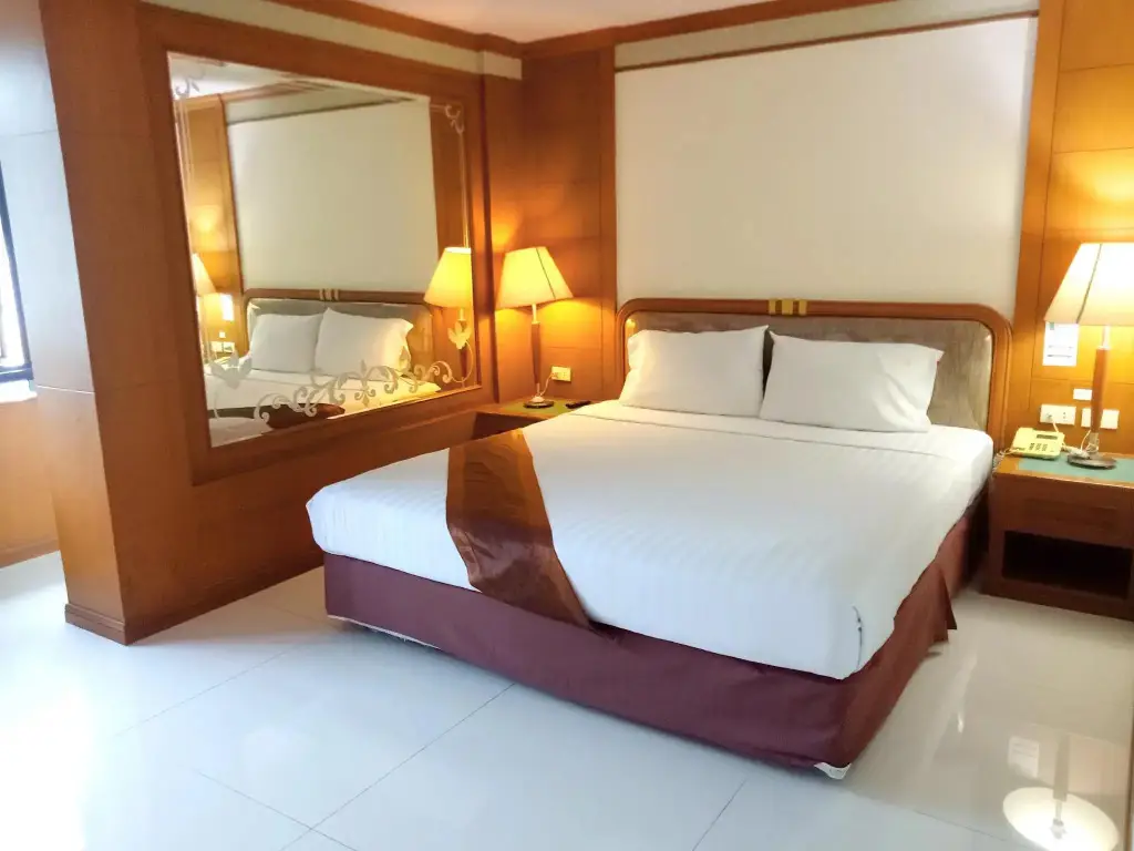 Накхонситхаммарат: Grand Park Hotel