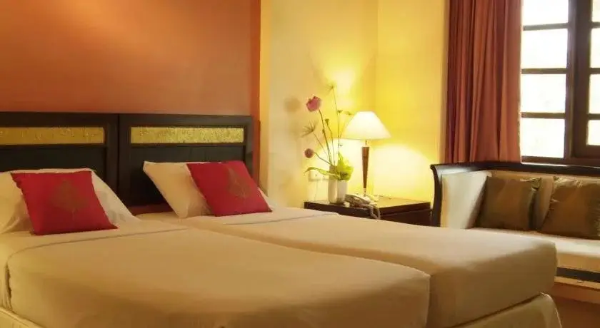 Сарабури: Saraburi Inn