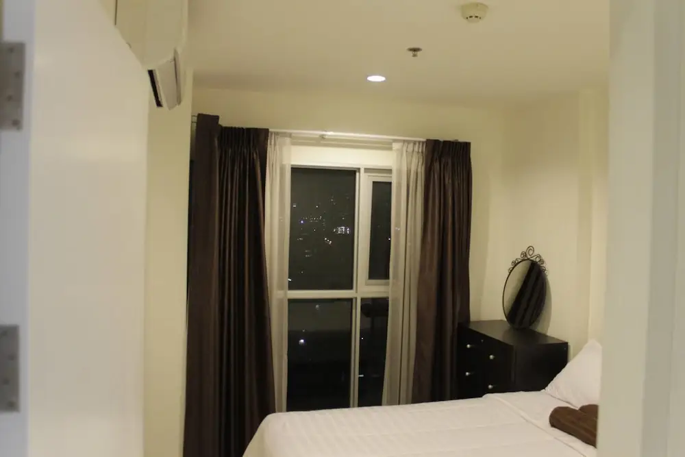 Бангкок: Highrise Cityview Aspire Condo Gym Pool