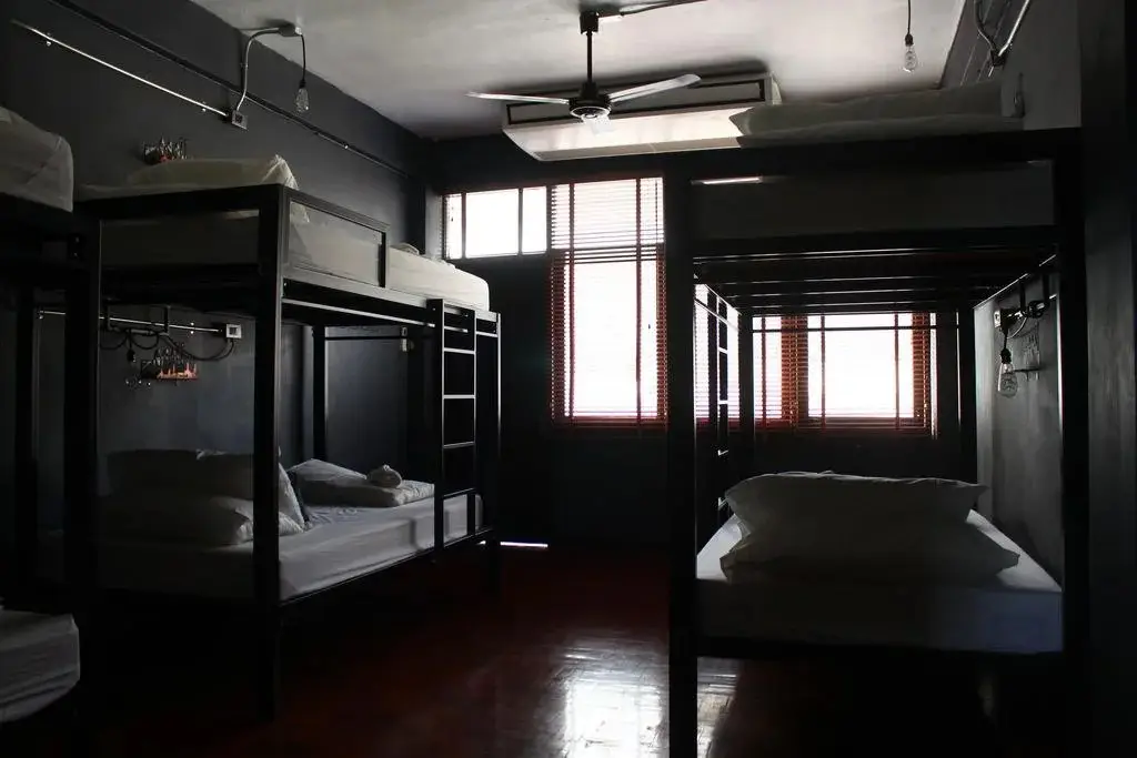 Бангкок: Human Sleep Hostel