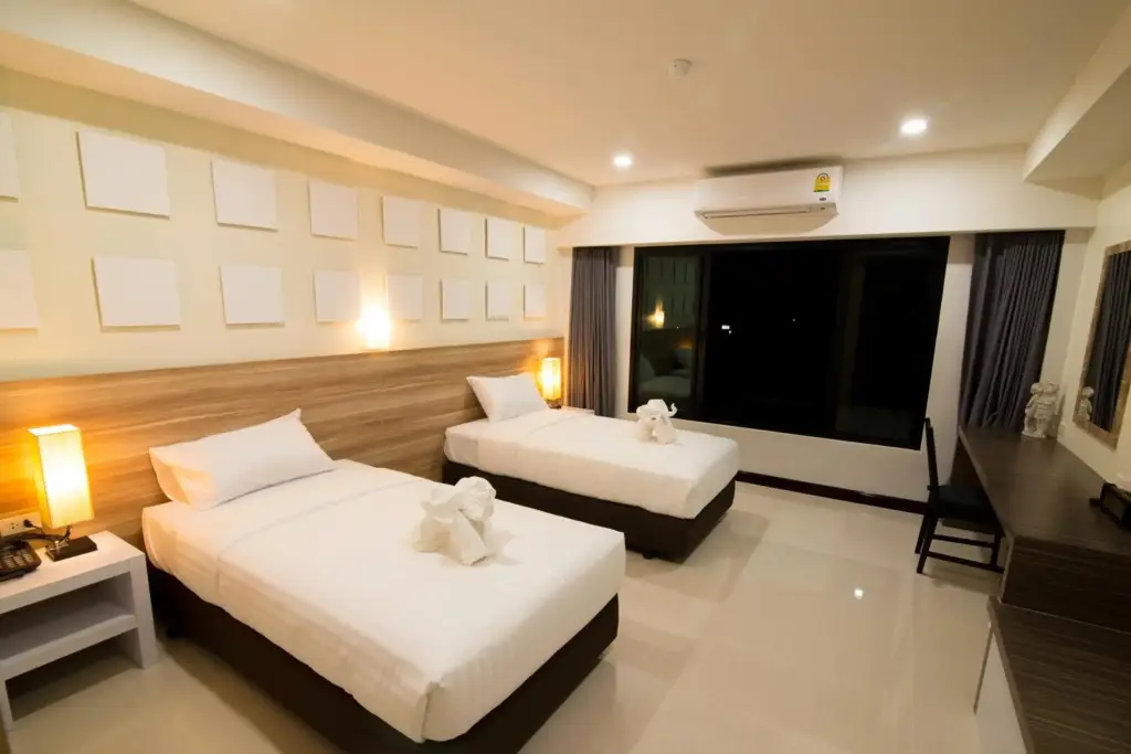 Кхлонг-Янг: Som O House Hotel