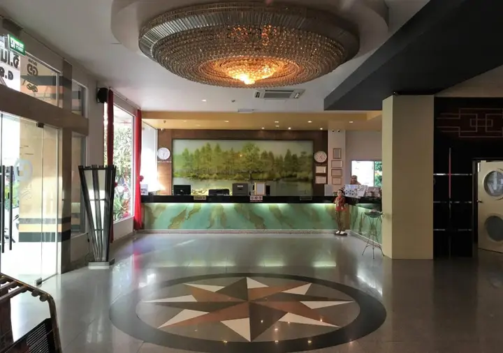 Садао: G9 Hotel