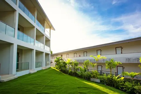 Sunset Beach Hotel - Adults Only — фото 1