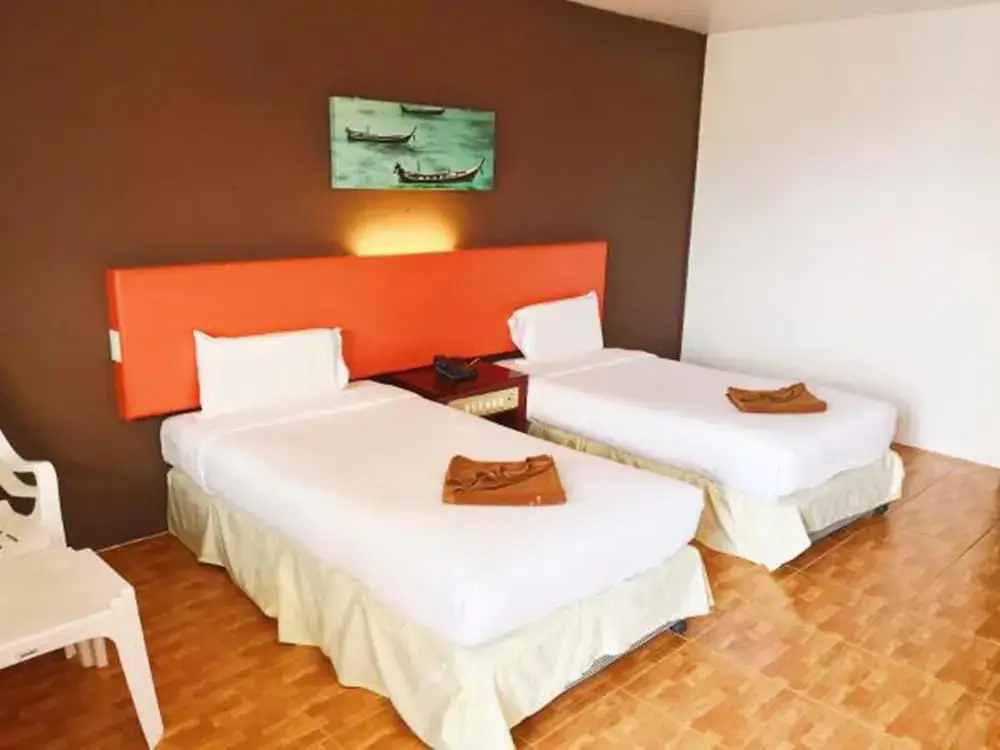 Пхукет: patong 7days hotel premium