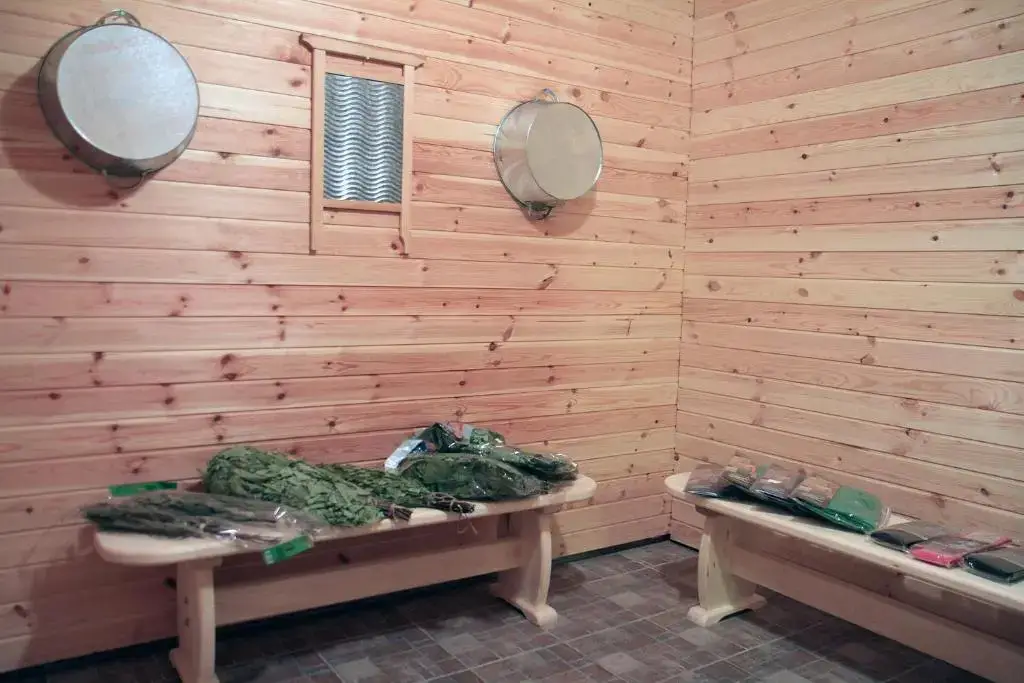 Печки: Inn First Horse