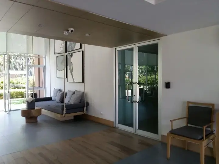 Чаам: Baan Thew Lom 601
