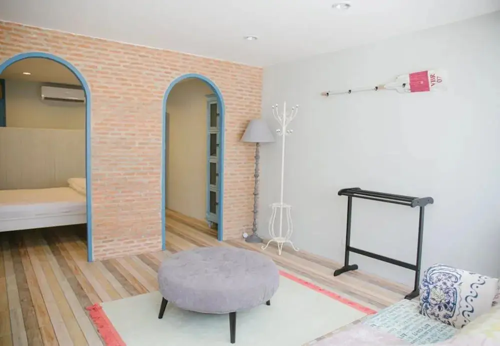 Чаам: Fio's House by the Sea