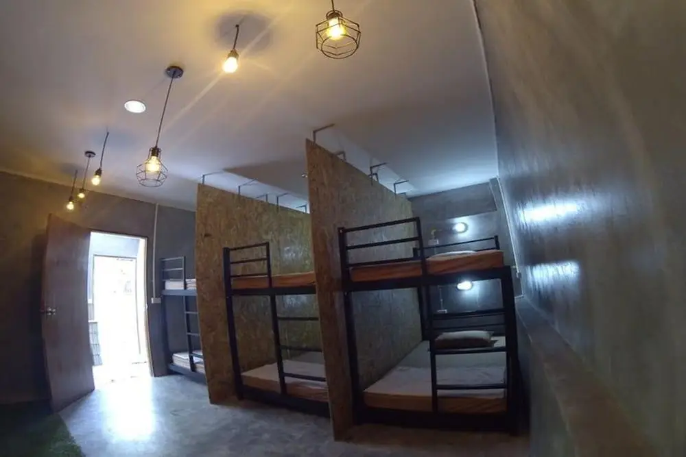 Мэй-Хаад-Бэй: A Forest Story Hostel Adults Only