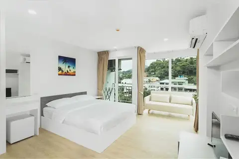 Condo in Kata in Ozone A708 — фото 1