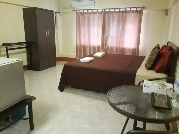 Районг: Relax Inn