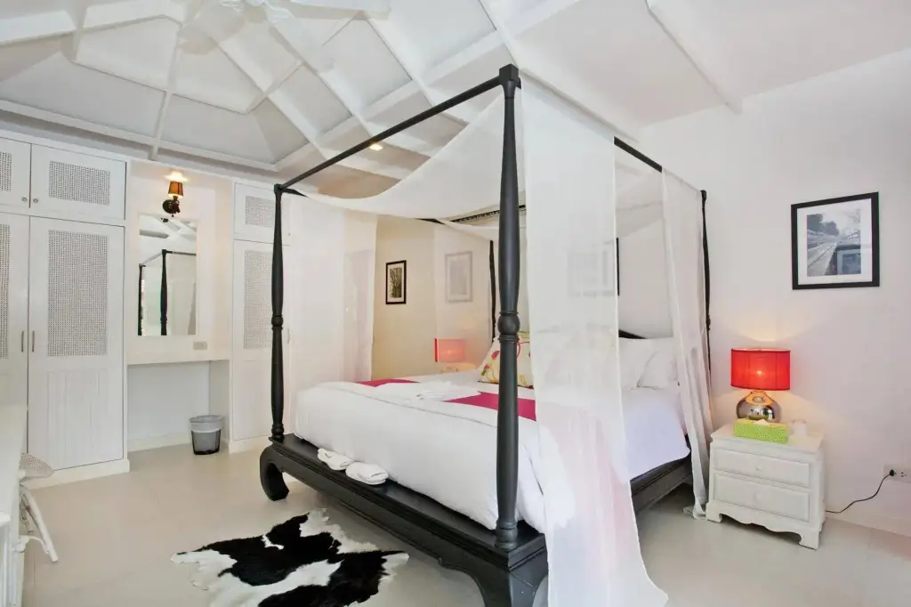 Банг-Саре: Buraran Suites