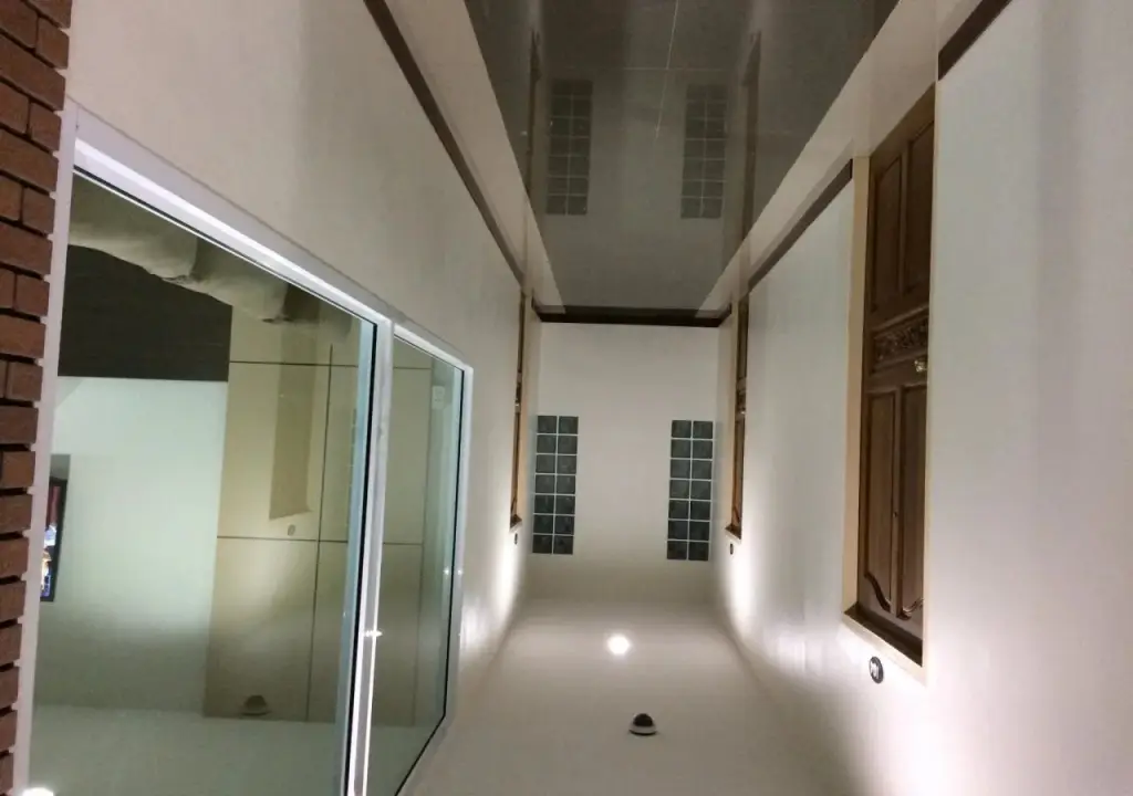 Накхонситхаммарат: Sutee Mansion