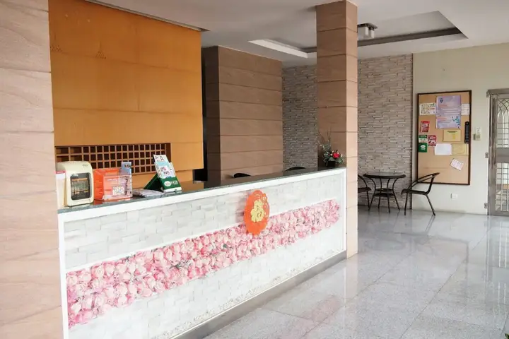 Пхуттхамонтхон: Rangsee Place