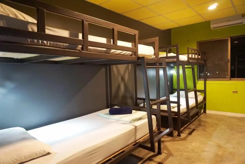 Краби: B&B House & Hostel