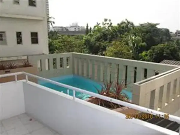 Бангкок: Sriwattana Apartment