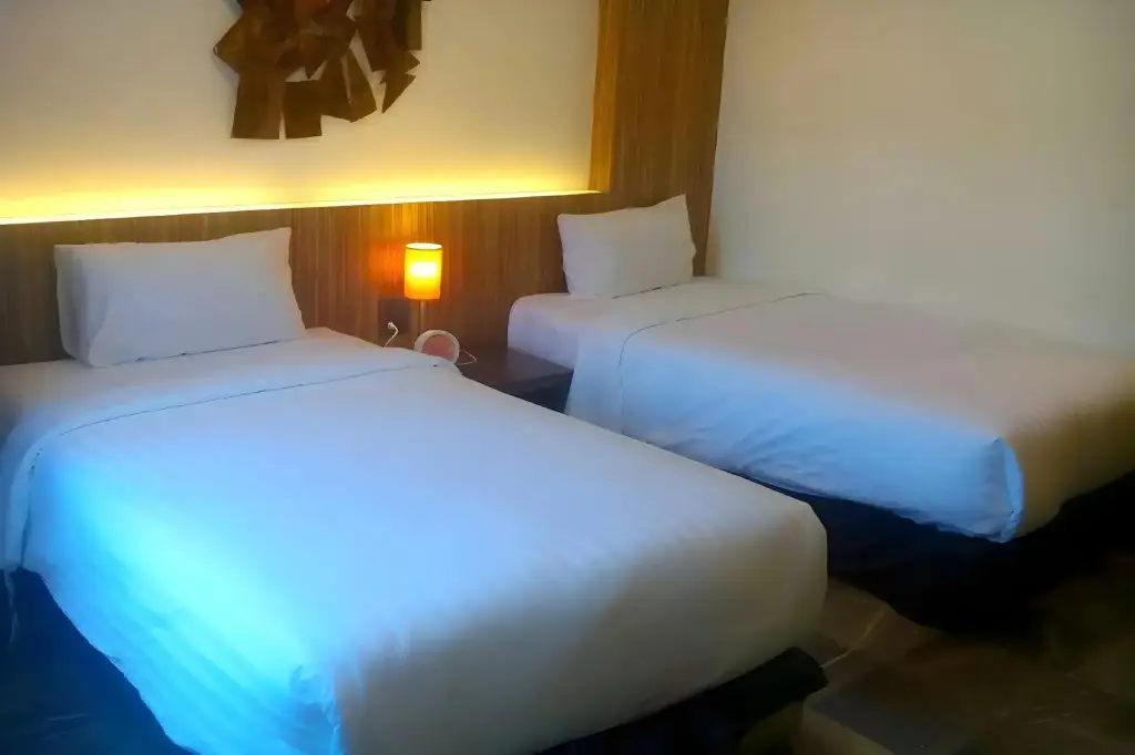 Пхитсанулок: Dragon River Avenue Hotel
