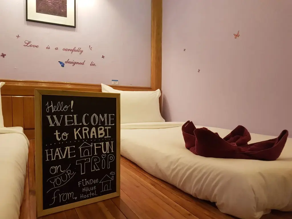 Краби: Fundee House Hostel