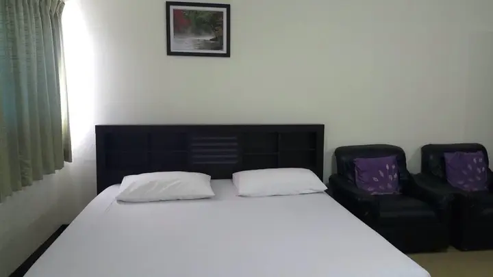 Паккрет: Baan Khun Rak