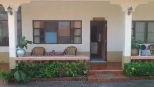 Pathio: Bang Boet Bay Beach Resort