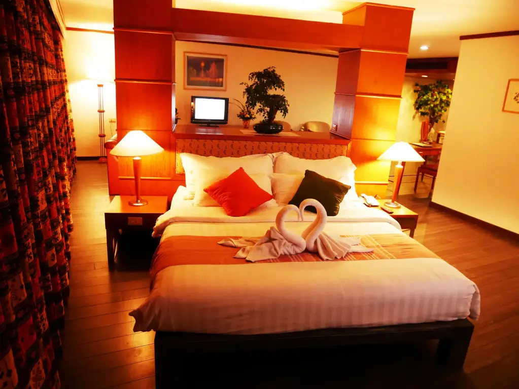 Уттарадит: Friday Hotel
