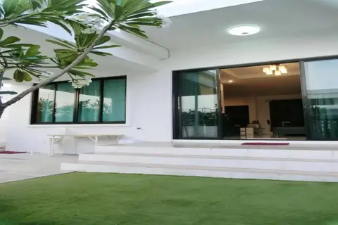 Airrin Pool Villa — фото 1