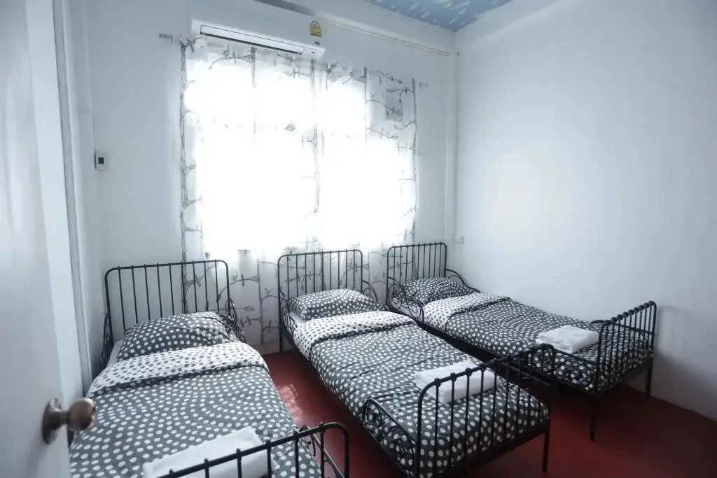 Бангкок: 曼谷睡莲旅舍(Water Lily Hostel Bangkok)