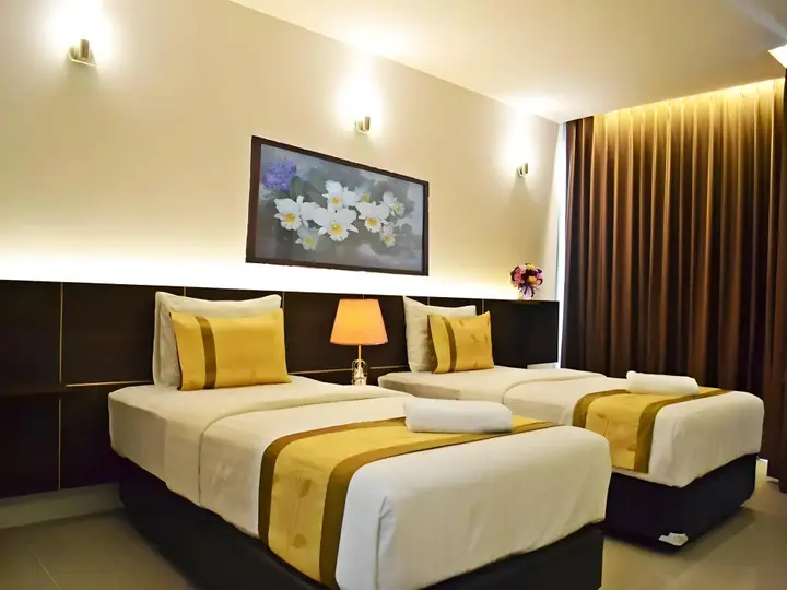 Кхонкэн: The Convenience Hotel