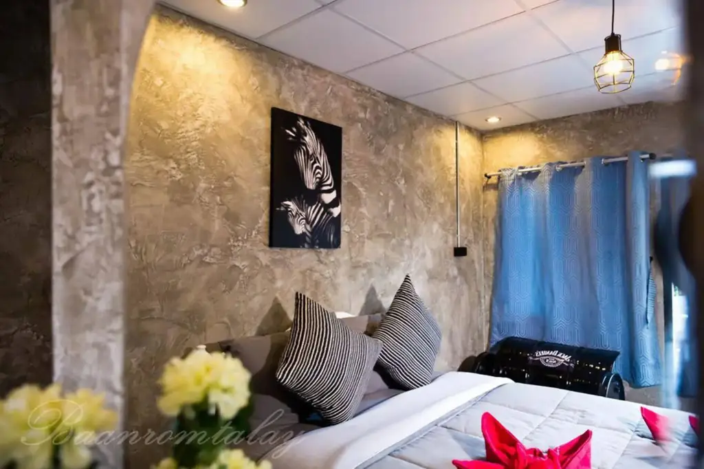 Ко Самет: Baan Rom Talay
