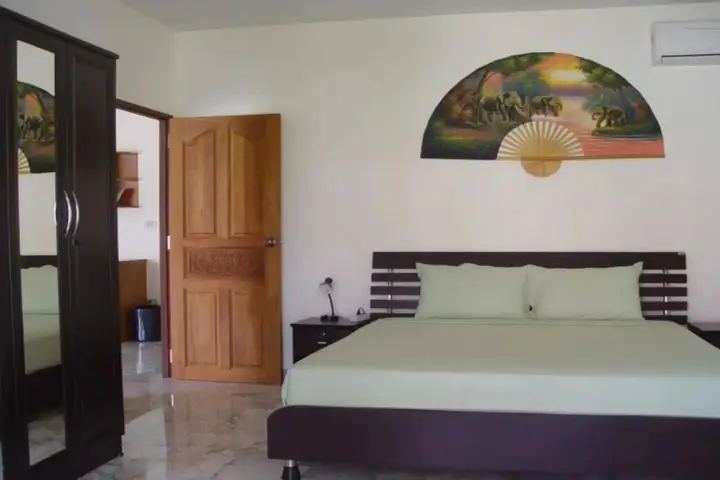 Чаам: Swiss Orchid Private Bungalow Resort