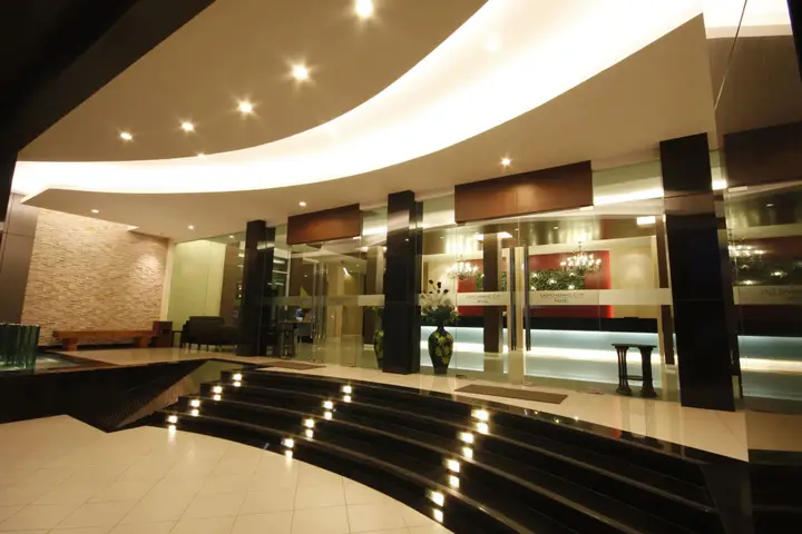 Сирача: Laemchabang City Hotel