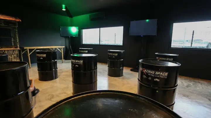 Пан Кок Кхао: Bric Box Hotel Buriram